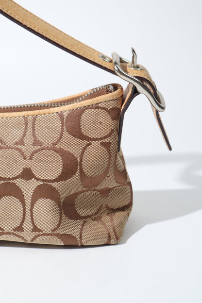 Coach Vintage 2005 Baguette Shoulder Bag in Classic Brown