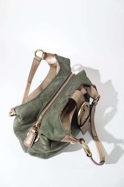Coach Medium Soho Signature Hobo in Kirschrot (F17094)