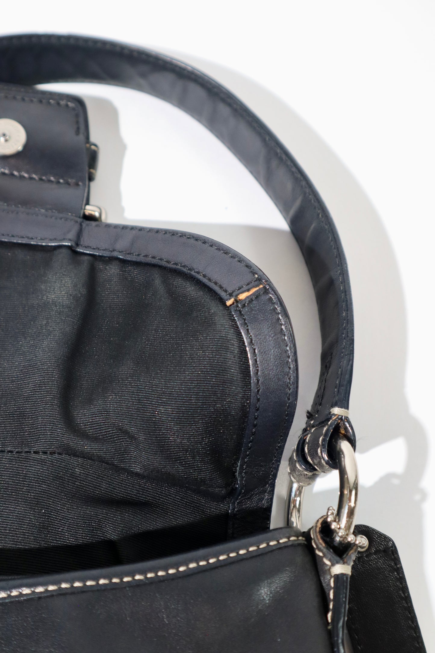 Vintage Coach 2005 Signature Soho weiße Gürtel Schultertasche