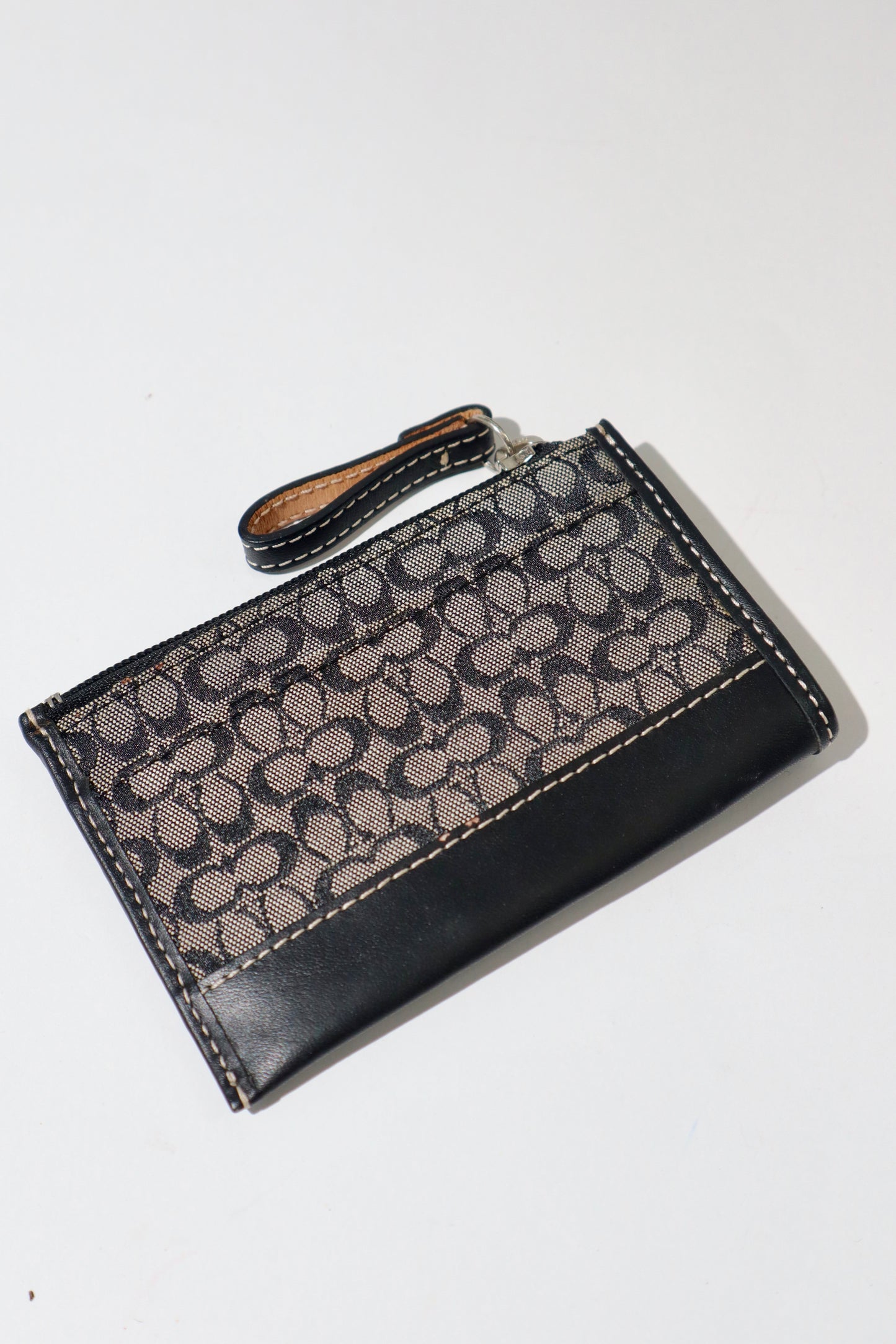 Vintage Coach 2005 Signature Soho weiße Gürtel Schultertasche