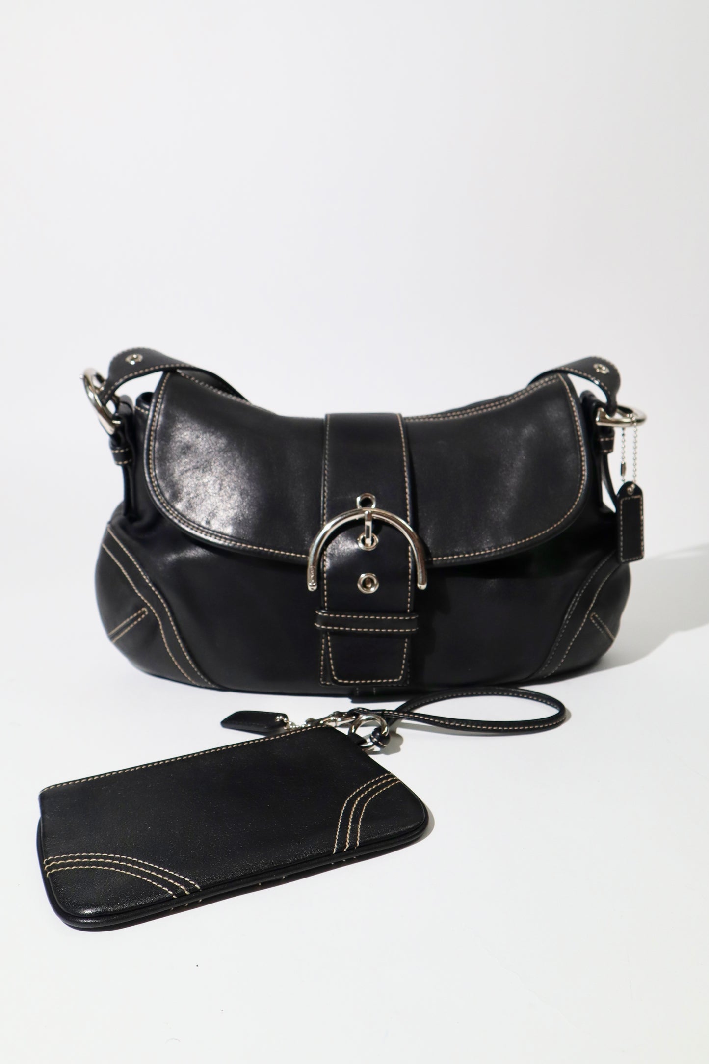 Vintage Coach 2005 Signature Soho weiße Gürtel Schultertasche