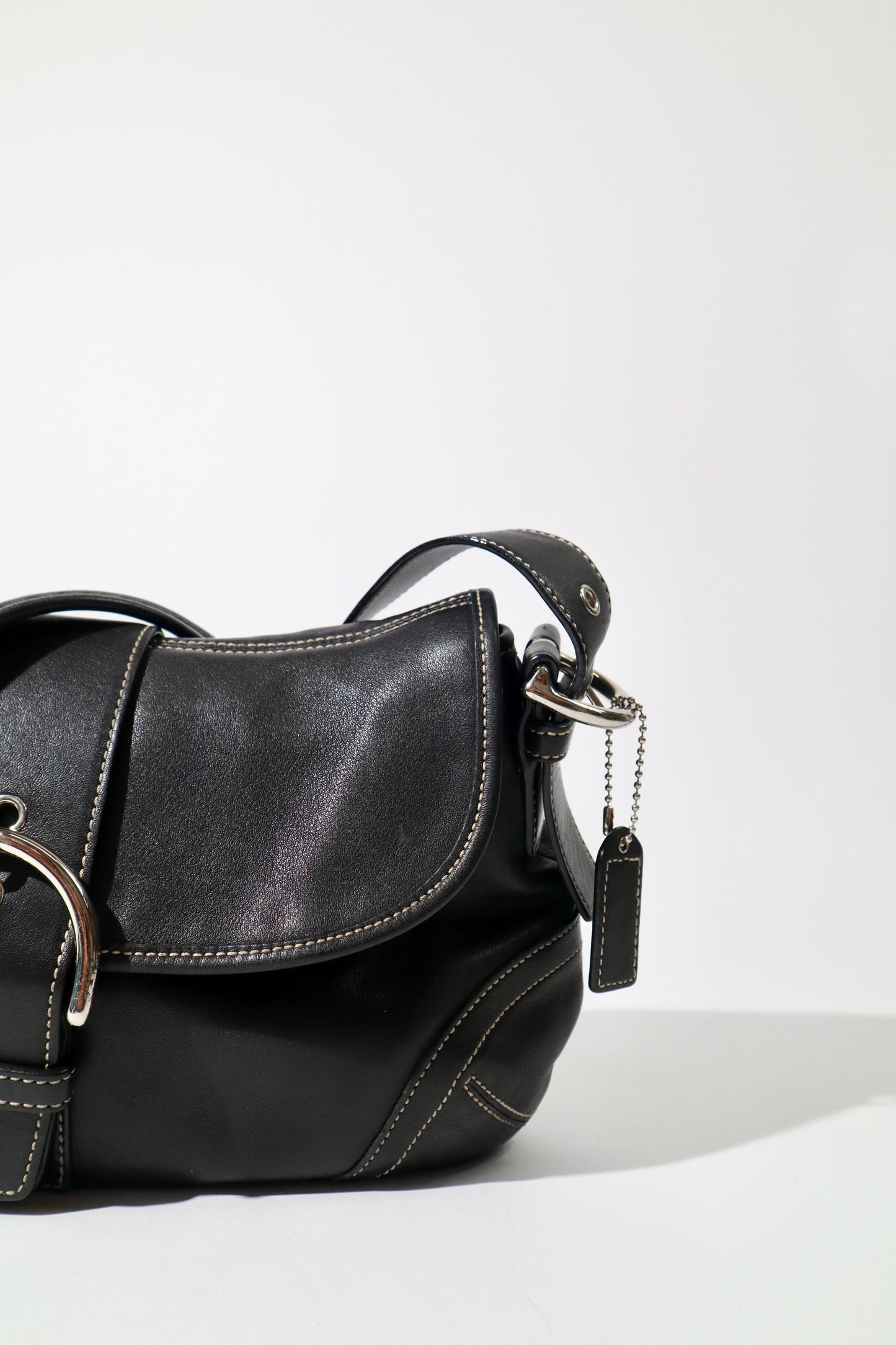 Vintage Coach 2005 Signature Soho weiße Gürtel Schultertasche
