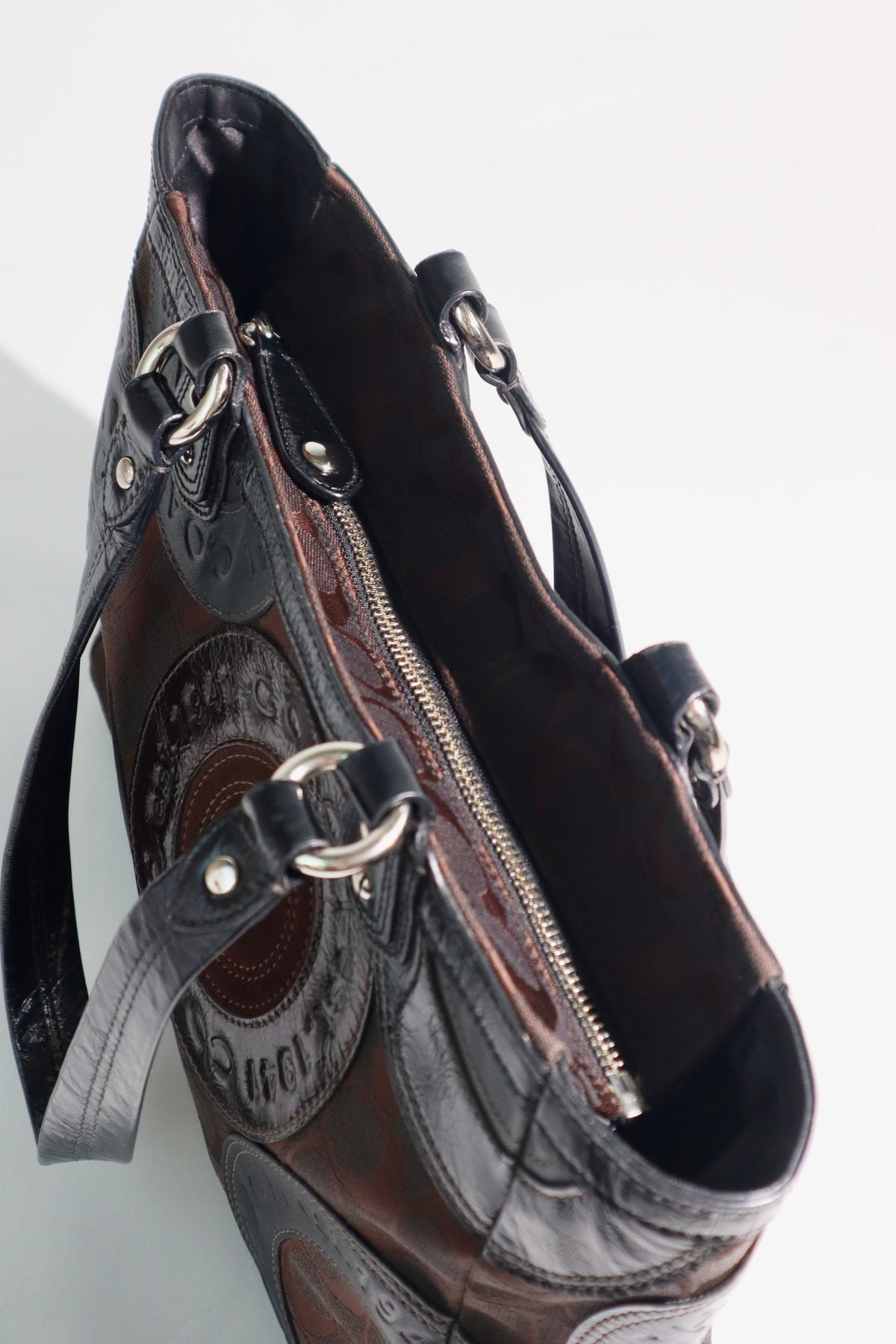 Coach Circle Mosaic Patchwork East West Tote – Style F15466 (Rare)