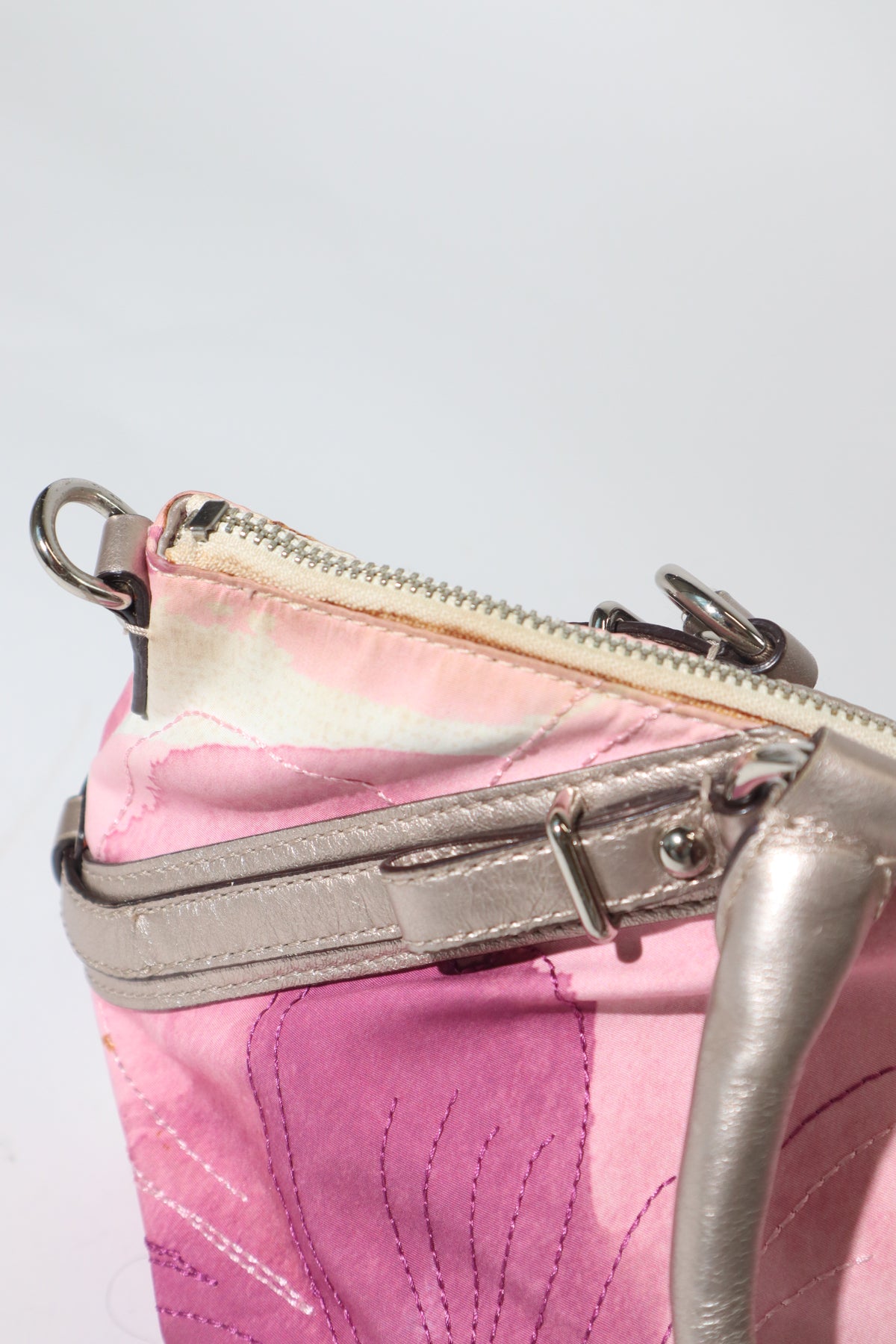 Coach Madeline Mini Tote in Braun mit goldfarbenem Drehverschluss – F12463