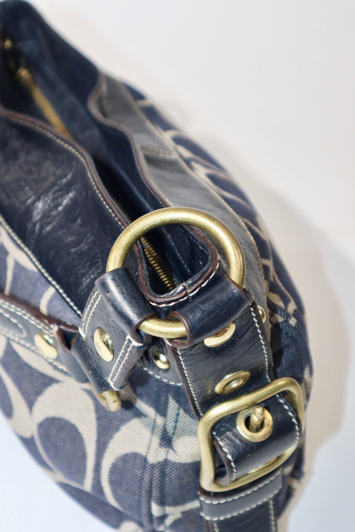Vintage Coach Zoe Schultertasche in Schokoladenbraun - 12657