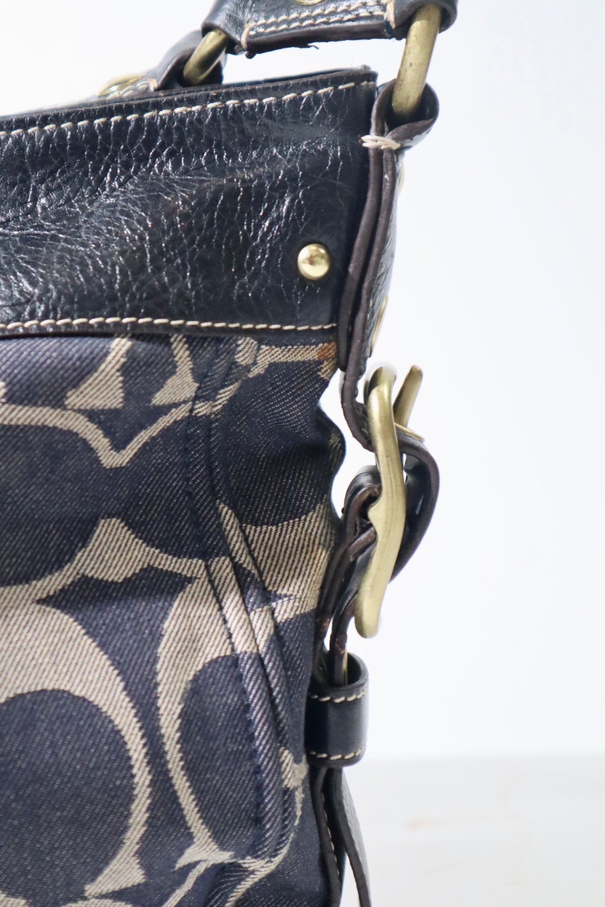 Vintage Coach Zoe Schultertasche in Schokoladenbraun - 12657
