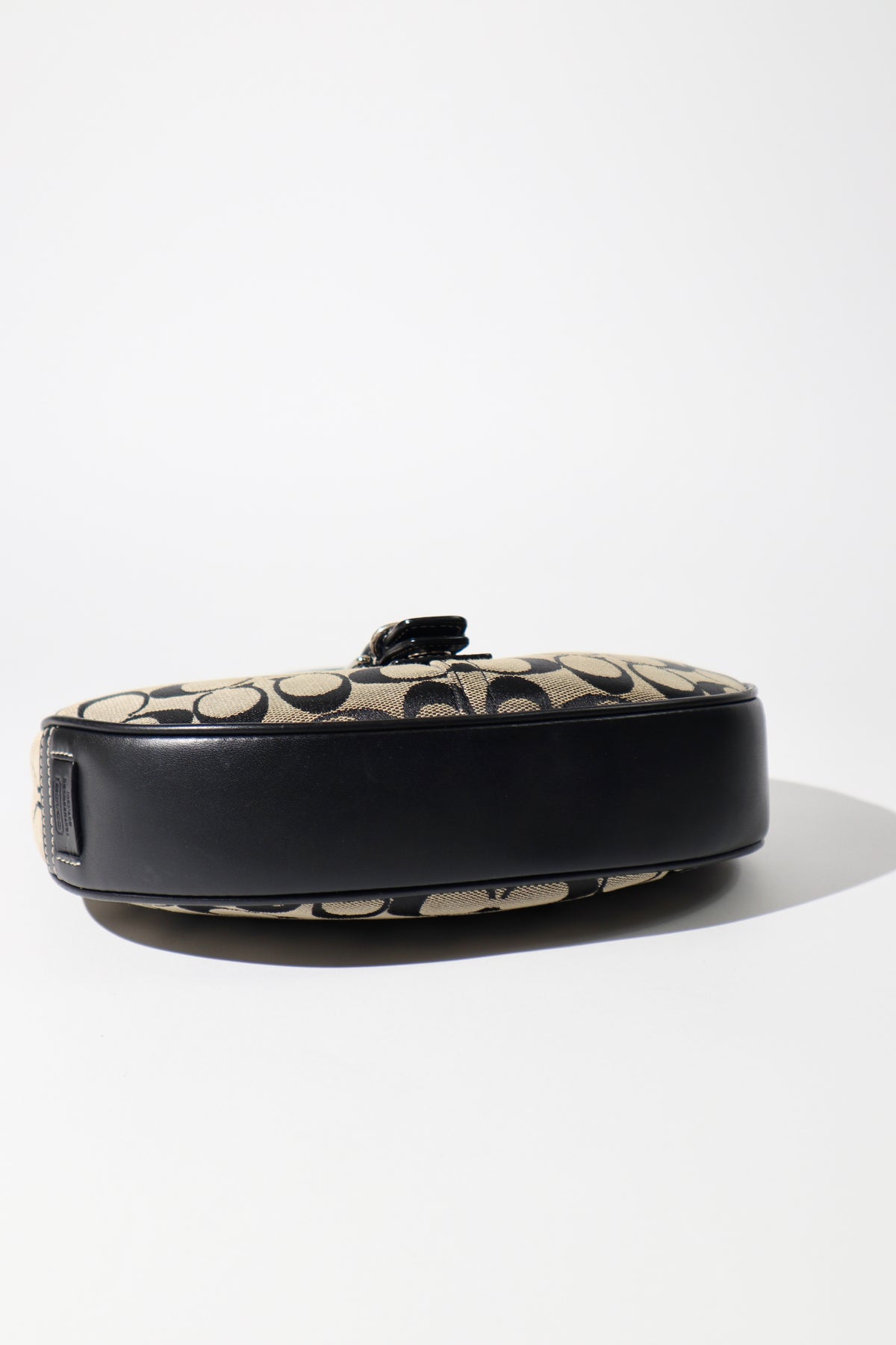 Vintage Coach Demi Soho Crescent Shoulder Bag, style 6361