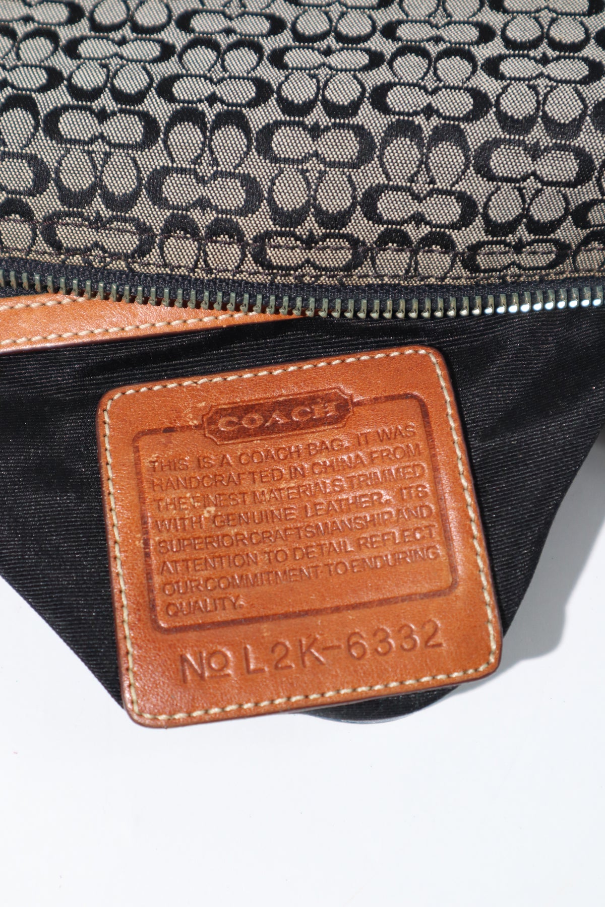 Vintage Coach Signature Umhängetasche in Schwarz/Grau (6044)