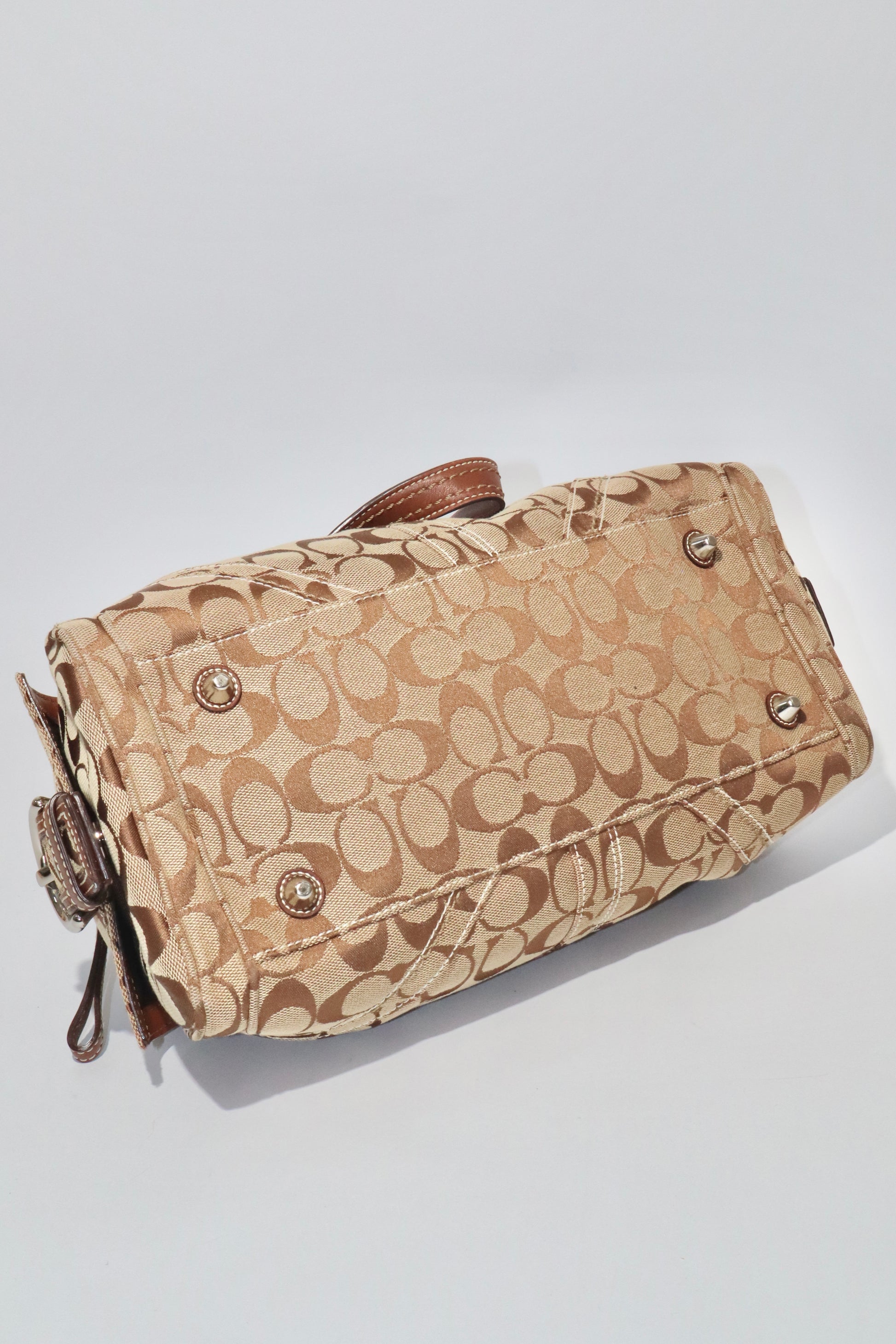 Coach Vintage Duffle Shoulder Bag in Brown - Girl Seazon