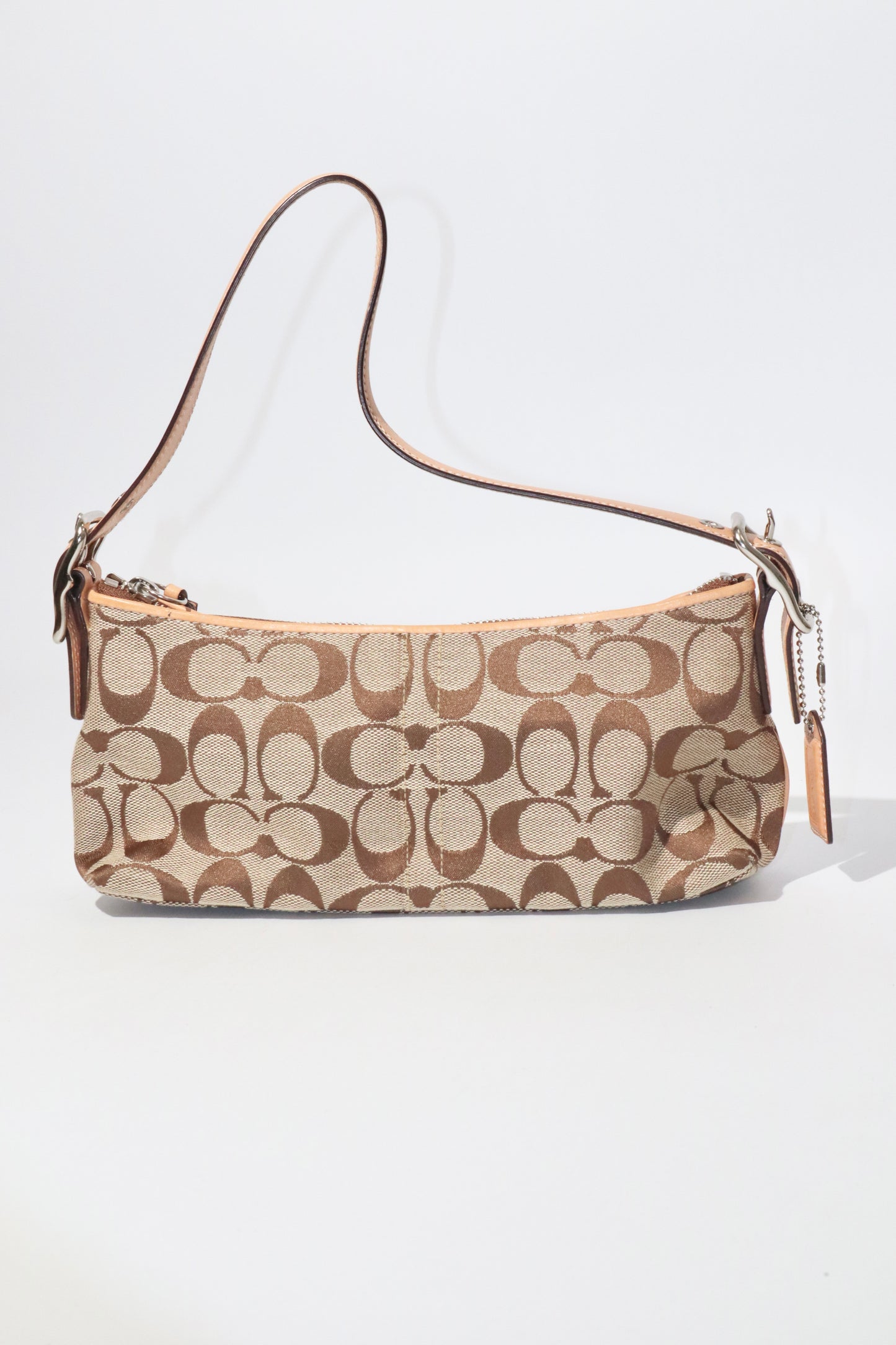 Coach Vintage 2005 Baguette Shoulder Bag in Classic Brown