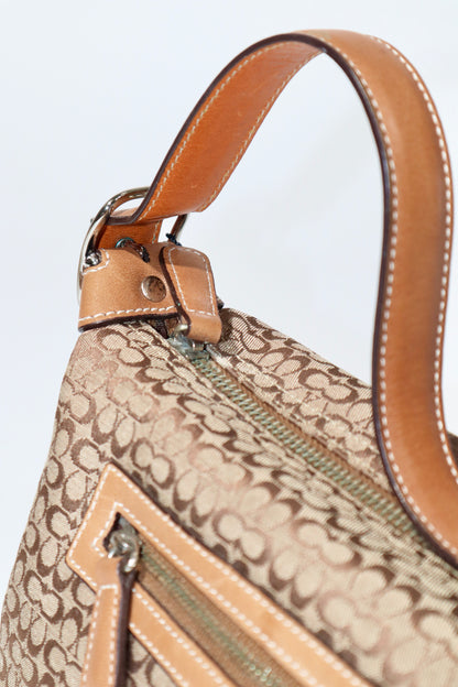 Vintage Coach Signature Shoulder Bag in Brown (6332)