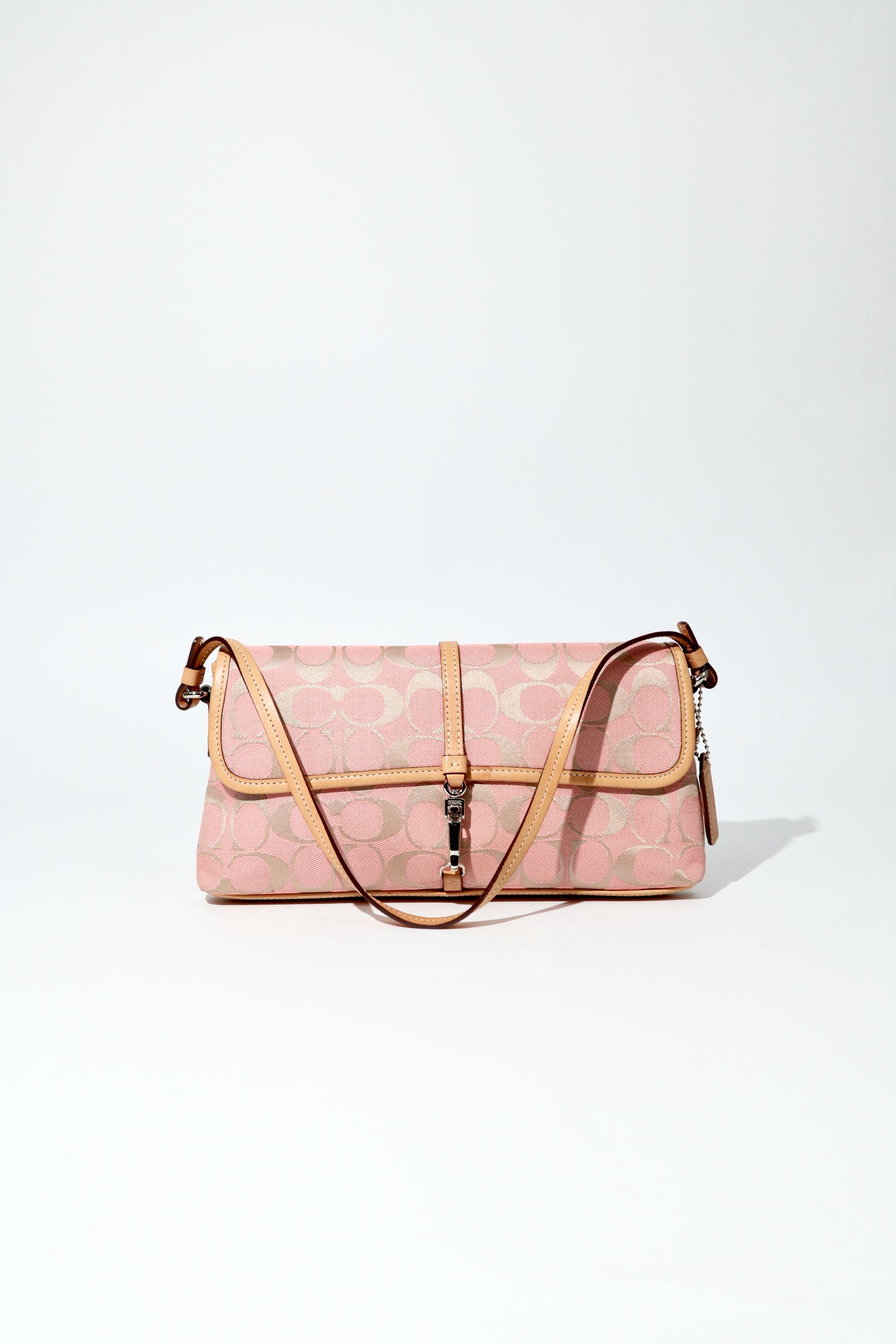 Vintage Coach 2002 Hampton Clip Demi Shoulder Bag in Peach front view 