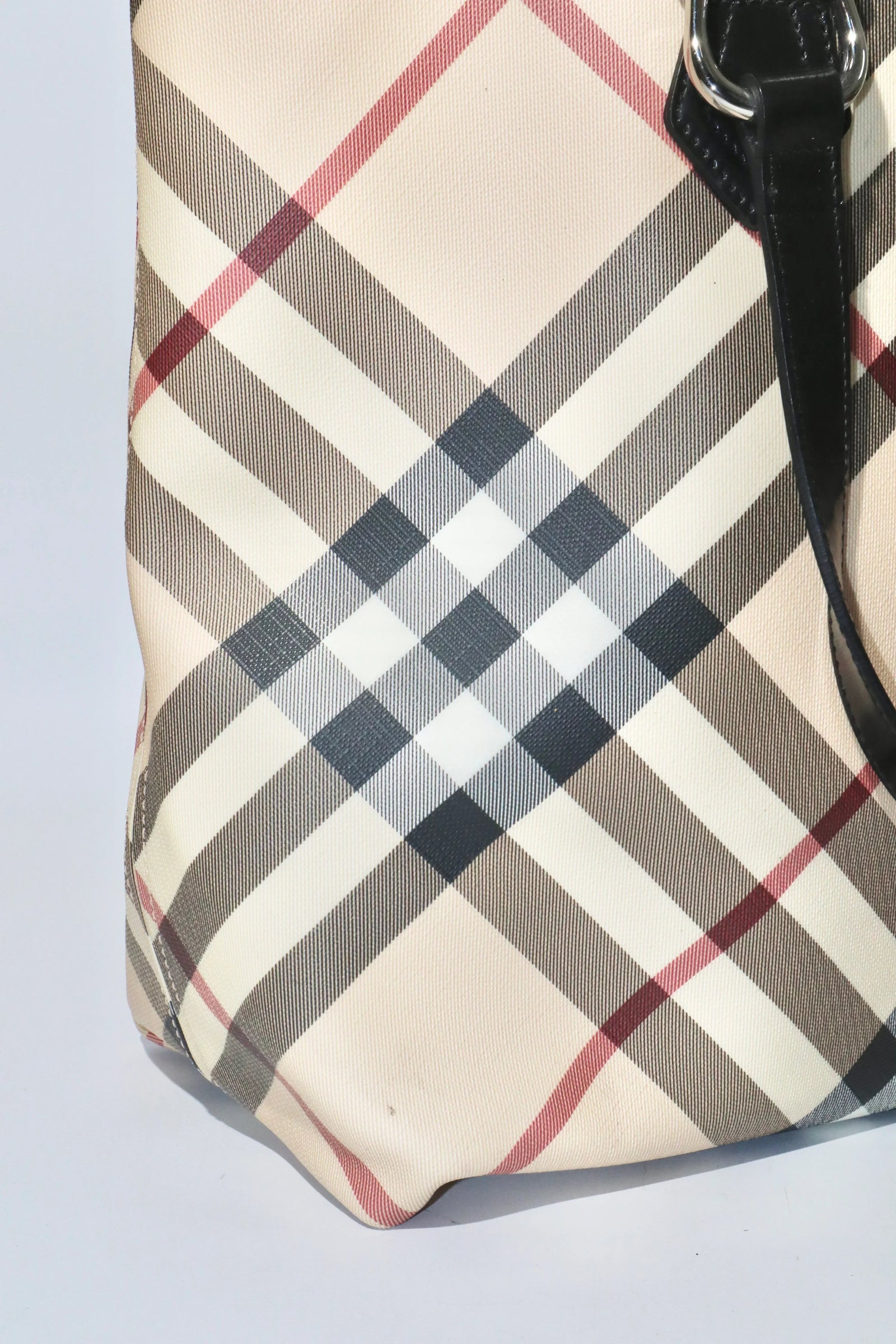 Burberry Nova Check tote bag vintage pre-loved UK