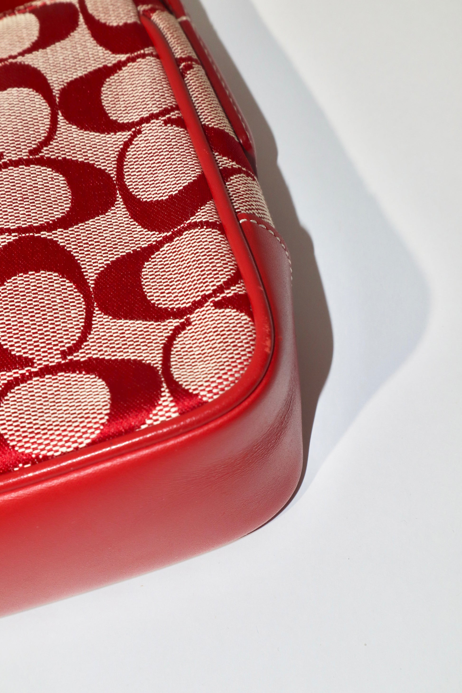 Coach Vintage 2001 Square Pouch in Red - Girl Seazon