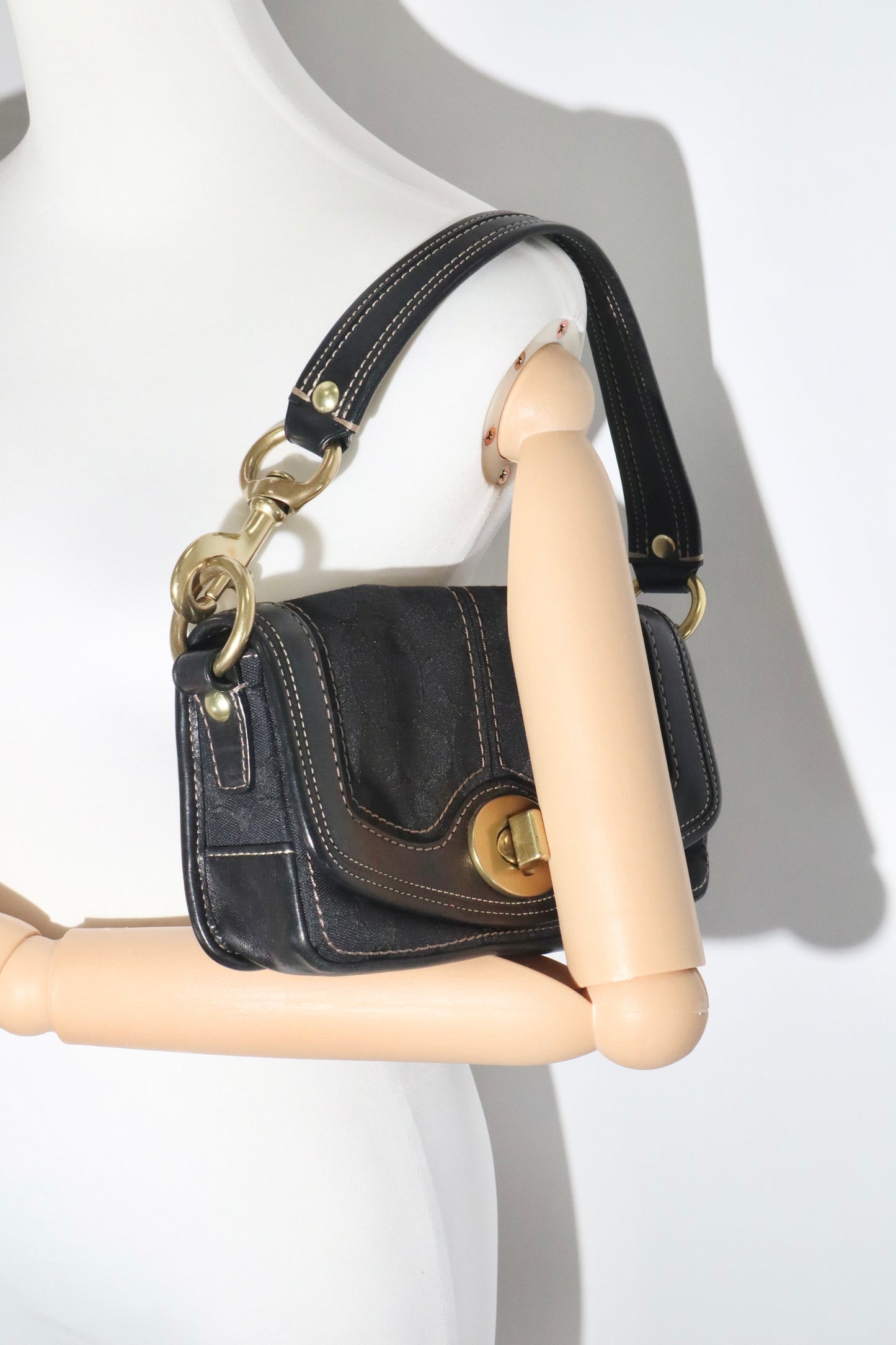 Coach Vintage 2006 Turn-Lock Satchel Bag in Canvas & Leather - Girl Seazon