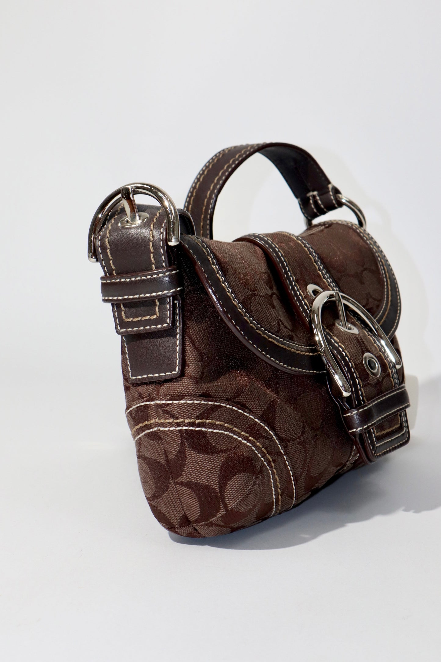 Coach Vintage 2006 Y2K Soho Belt Shoulder Bag in Brown - Girl Seazon