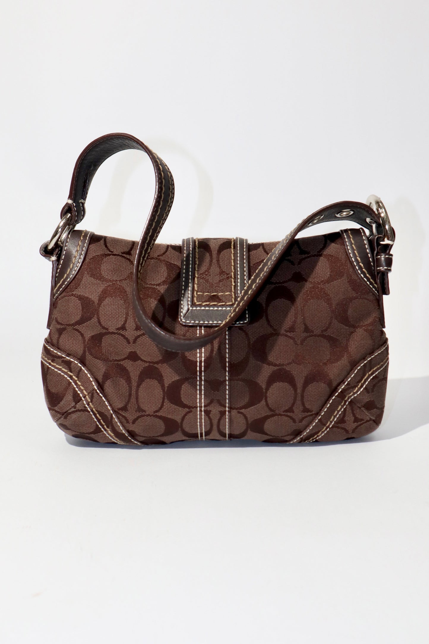 Coach Vintage 2006 Y2K Soho Belt Shoulder Bag in Brown - Girl Seazon