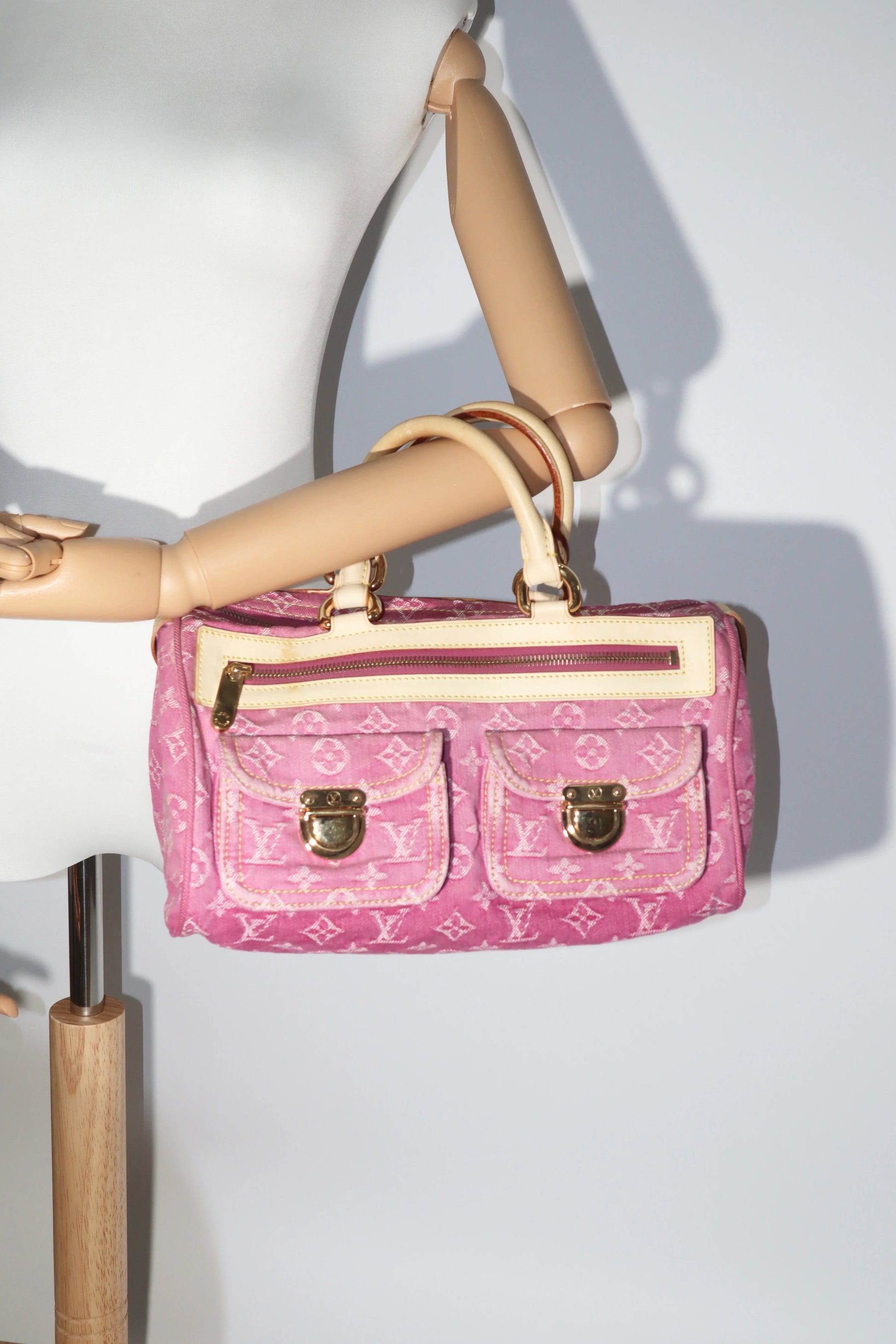 Louis Vuitton Vintage 2006 Fuchsia Denim Monogram Speedy Bag - Girl Seazon