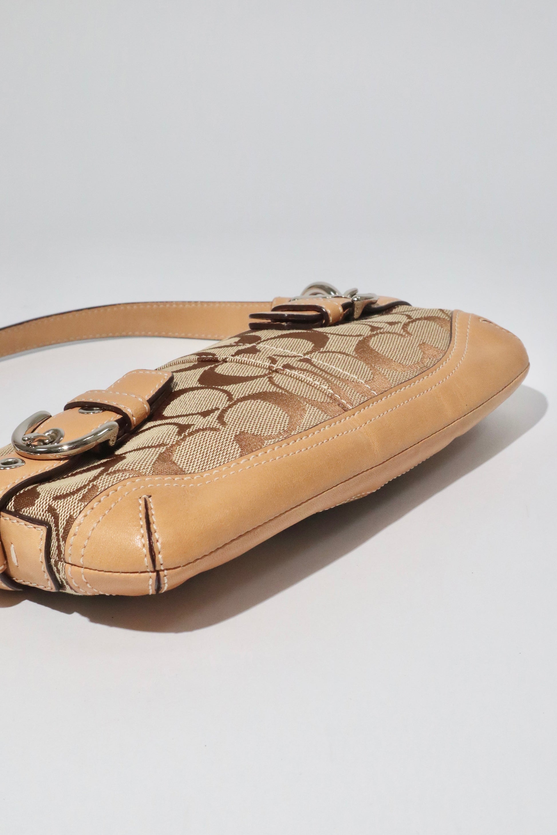 Vintage Coach 2005 Mini Belt Shoulder Bag in Tan & Brown - Girl Seazon