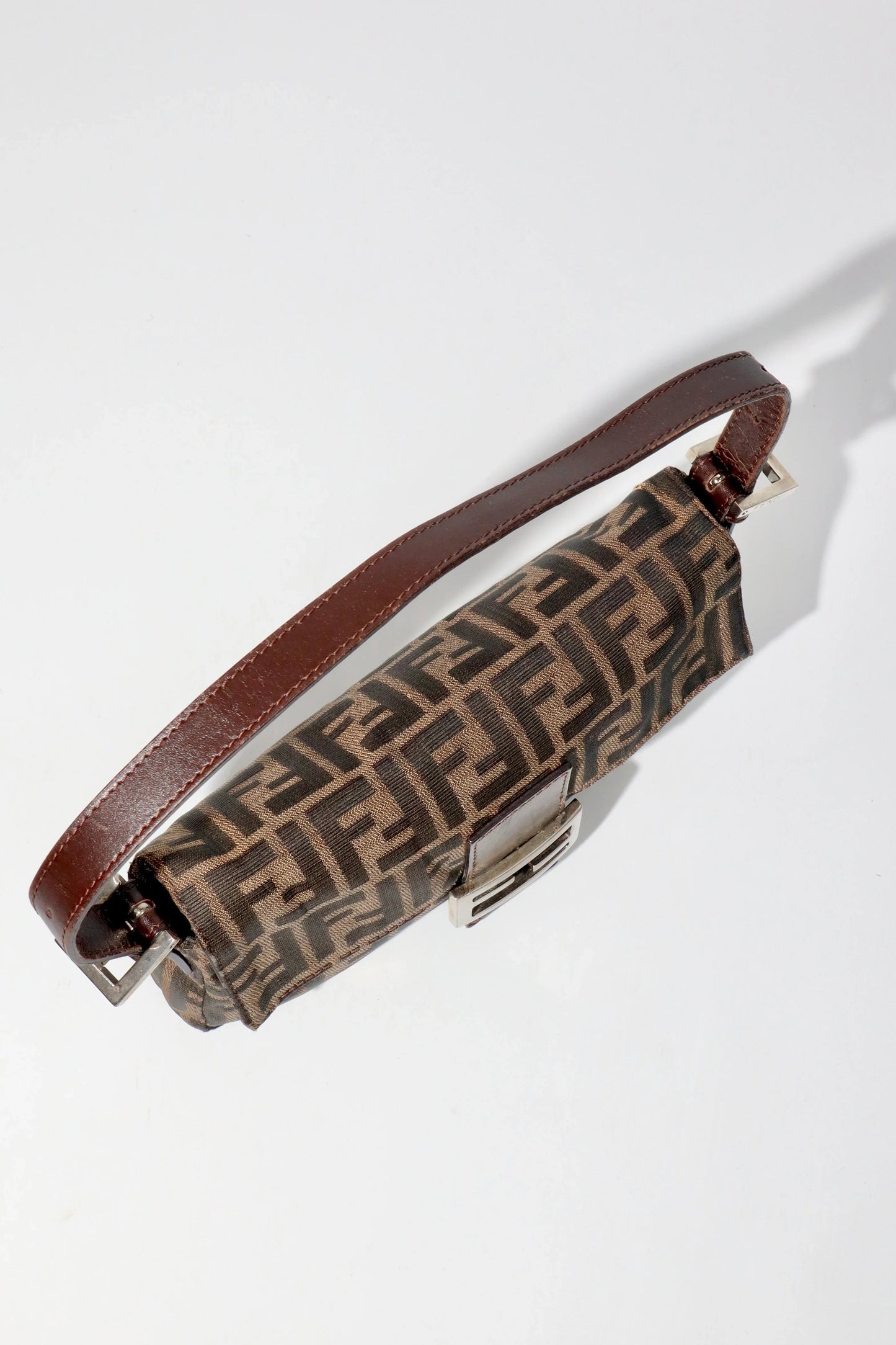 Vintage Fendi Classic Baguette In Brown - Girl Seazon