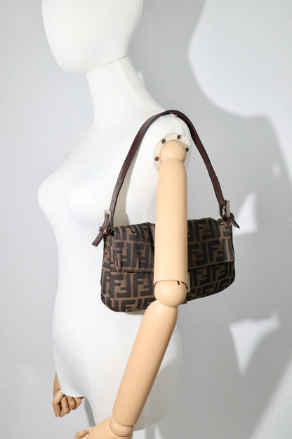 Vintage Fendi Classic Baguette In Brown - Girl Seazon