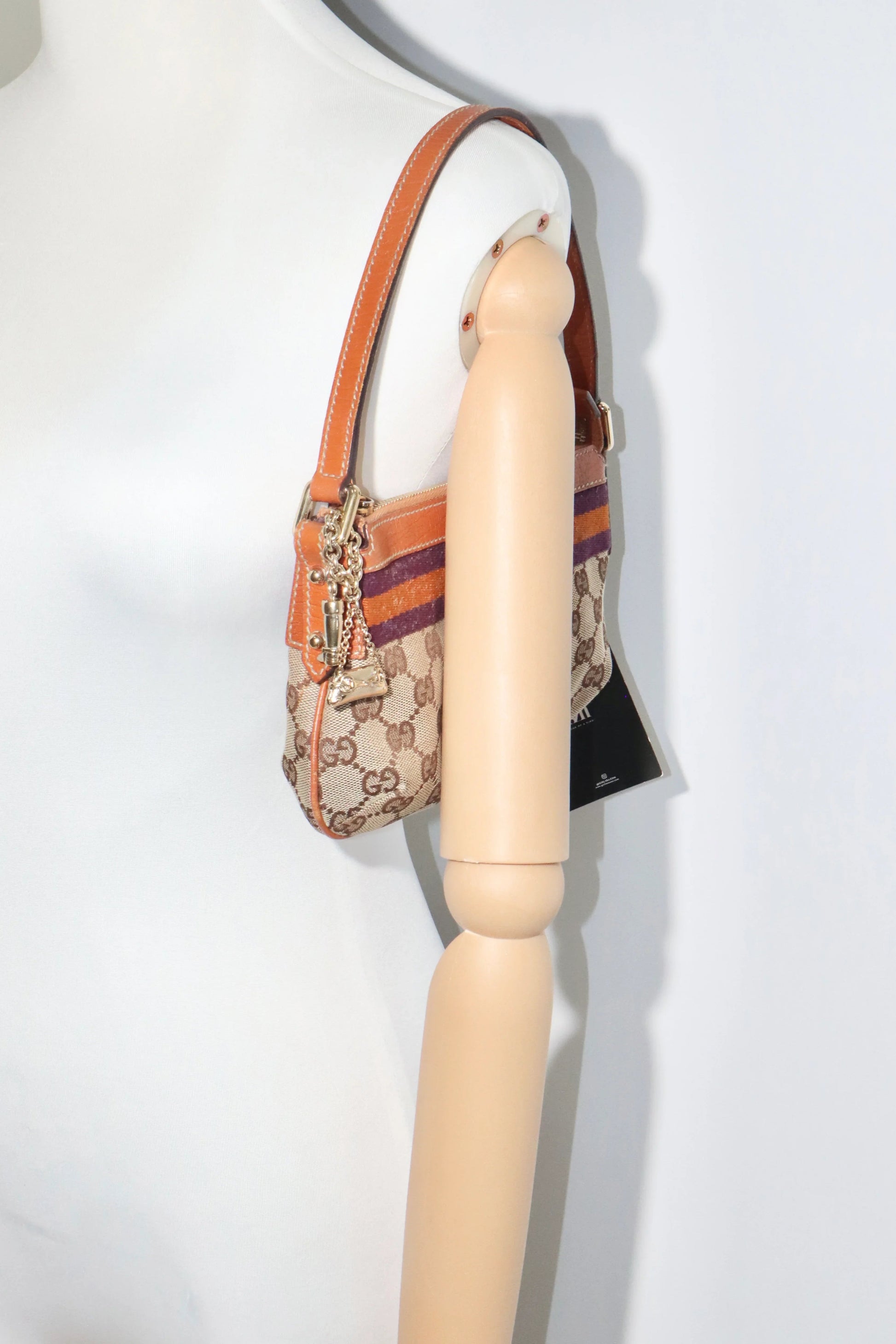 Vintage GUCCI Monogram Pochette Orange - Girl Seazon